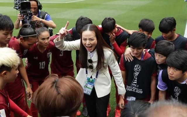 泰国女子足球盛事披露竞技力