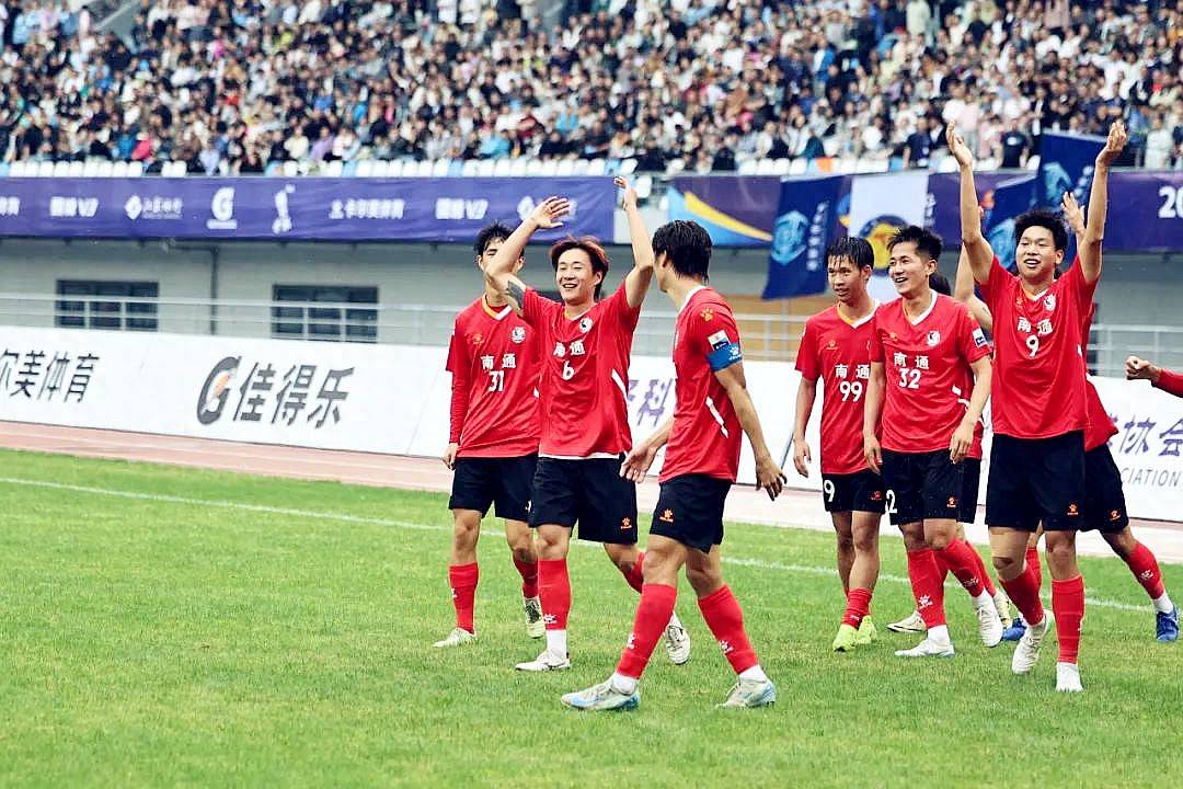 初次对阵关键对手，球队依然战胜取胜