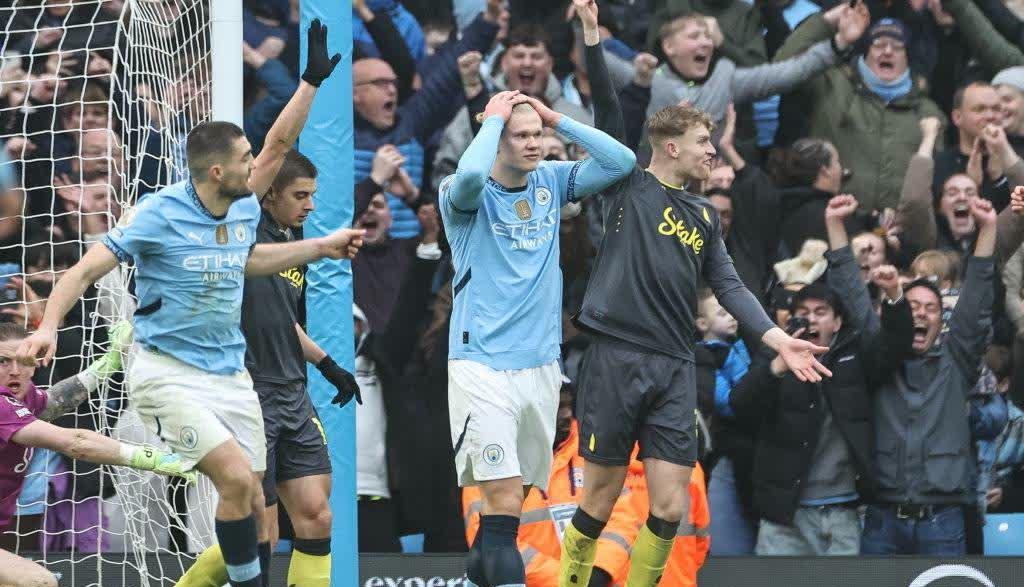 曼城豪取主场胜利，埃弗顿陷低谷的简单介绍