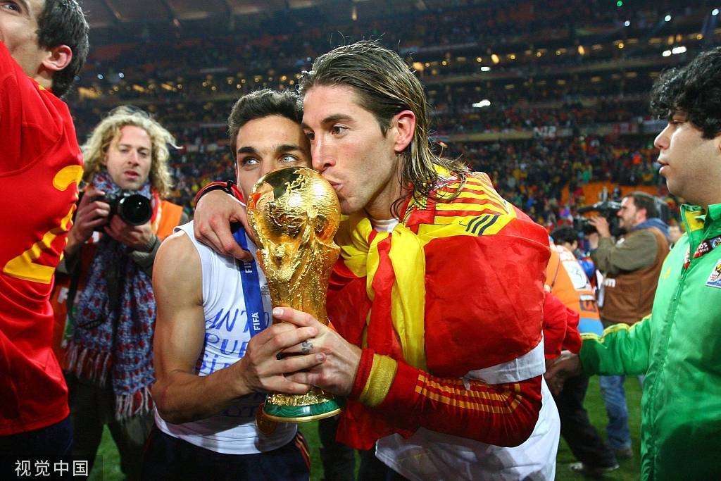 包含西班牙名将拉莫斯将缺席下一场比赛的词条