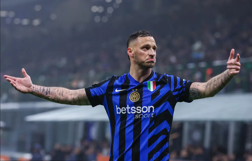 九游体育网页版-AC米兰主场1-0险胜拉齐奥