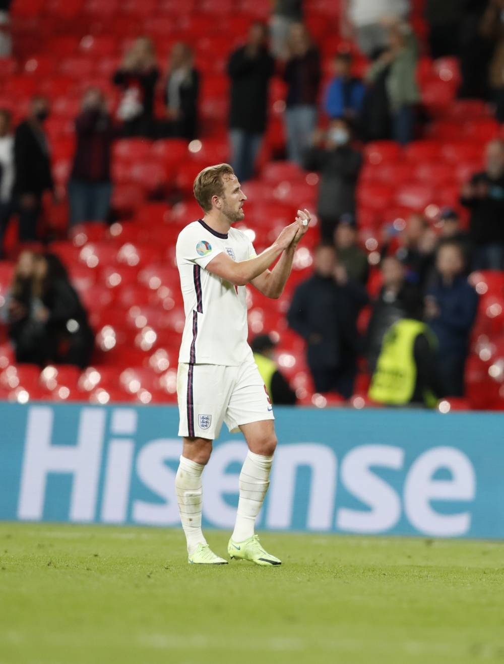 捷克队连胜两场，小组第一出线锁定强席位的简单介绍