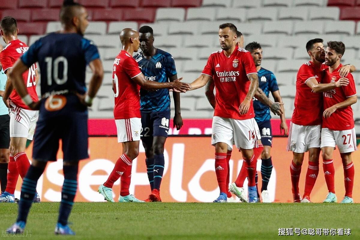 -比利亚雷亚尔上演大逆转，绝杀对手惊艳全场的简单介绍