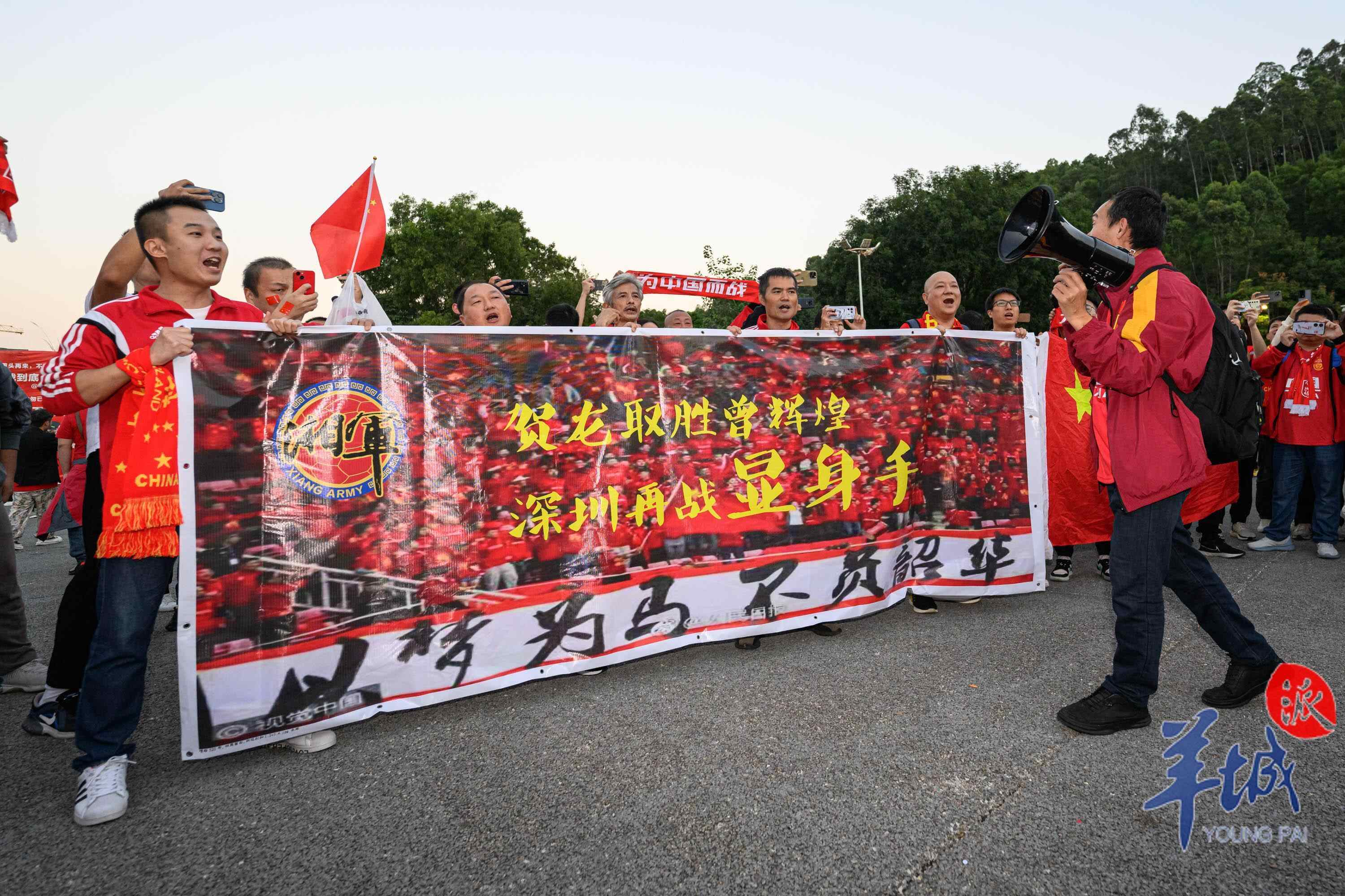 精彩瞬间回放，引发球迷激情