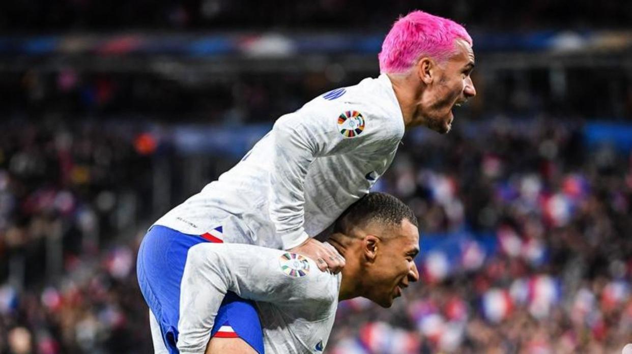 九游体育官方登录入口-法国足球联赛引发球迷热议